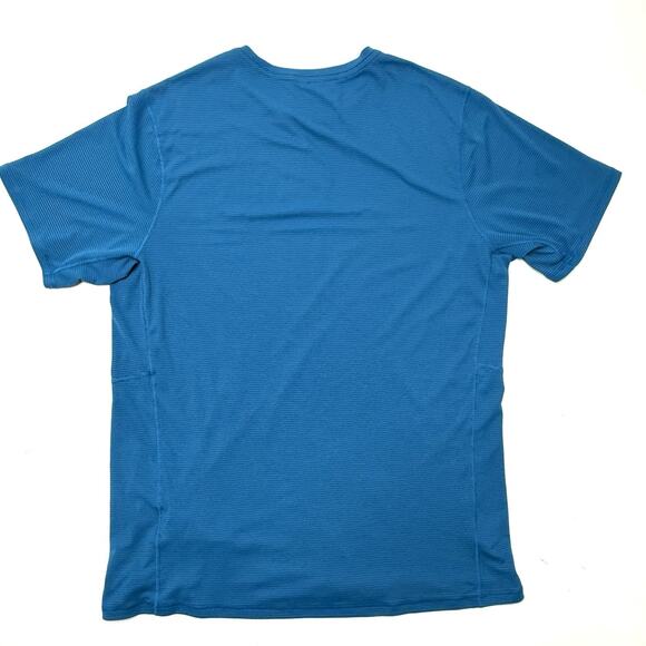 Patagonia Shirt Mens Medium Blue Capilene Layering Outdoor Casual Pullover Crew - Picture 2 of 11